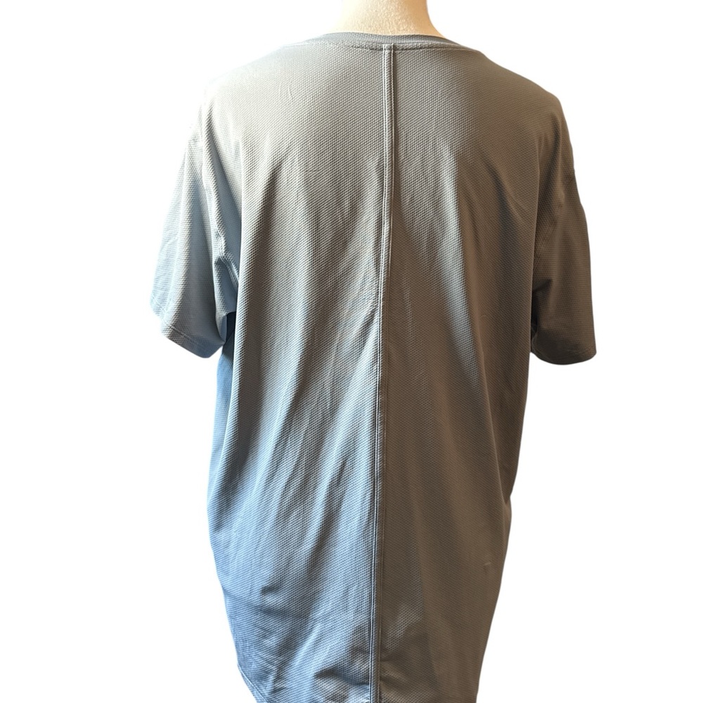 Lululemon LIMITED EDITION!! All Yours size 8 Sage Blue/ Grey Nylon T-Shirt - Picture 6 of 6